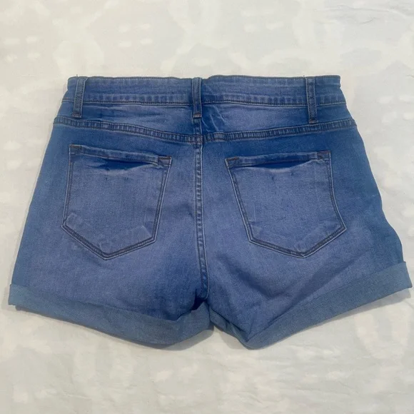 Kancan Estilo Denim Shorts Stretch Size 28 EUC - Picture 2 of 6